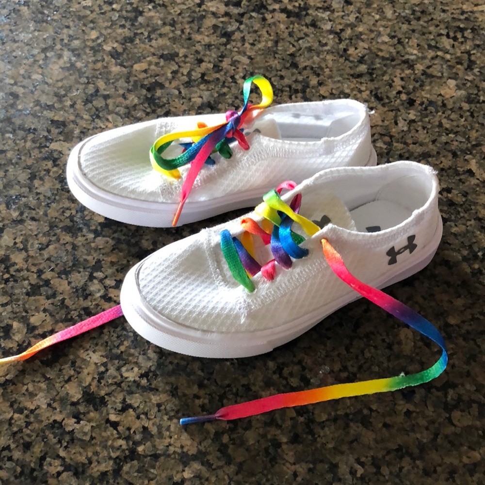 Girl’s Under Armour Sneakers